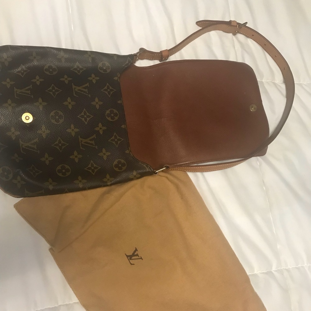 Louis Vuitton- small mini bag